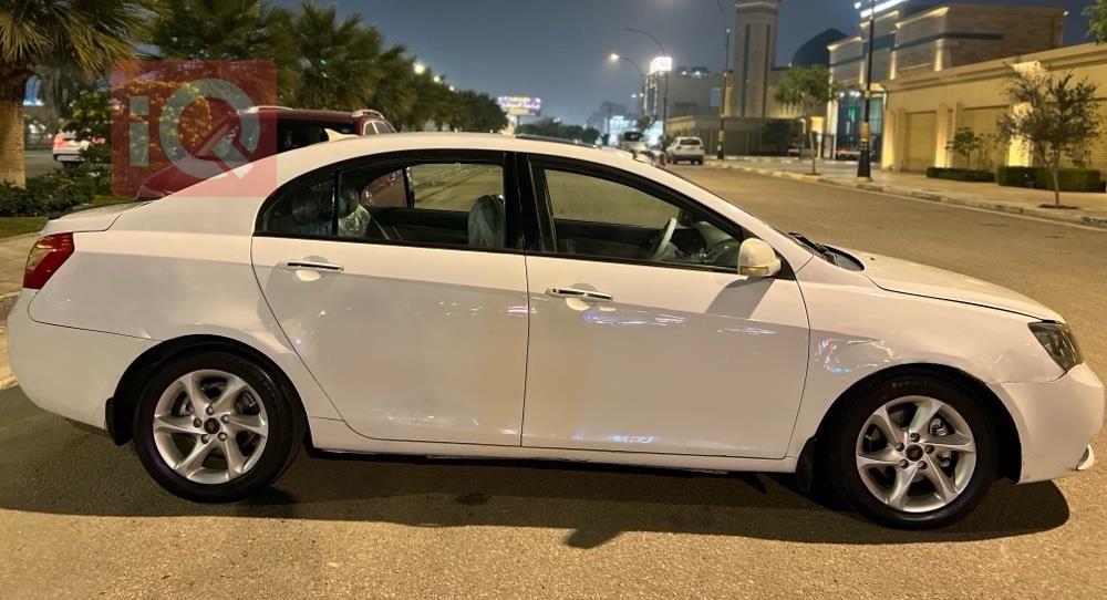 جیلی ئێم گراند EC7